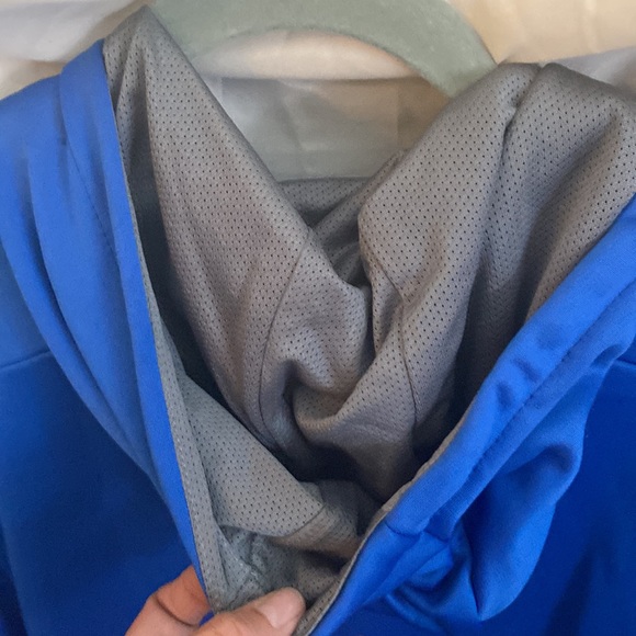 Nike therma-fit blue hoodie xl - Picture 8 of 8